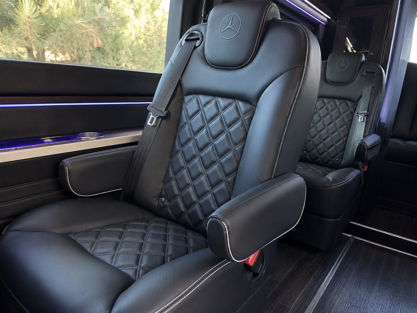 find and book transportation for your next bachelor or bachelorette party 4