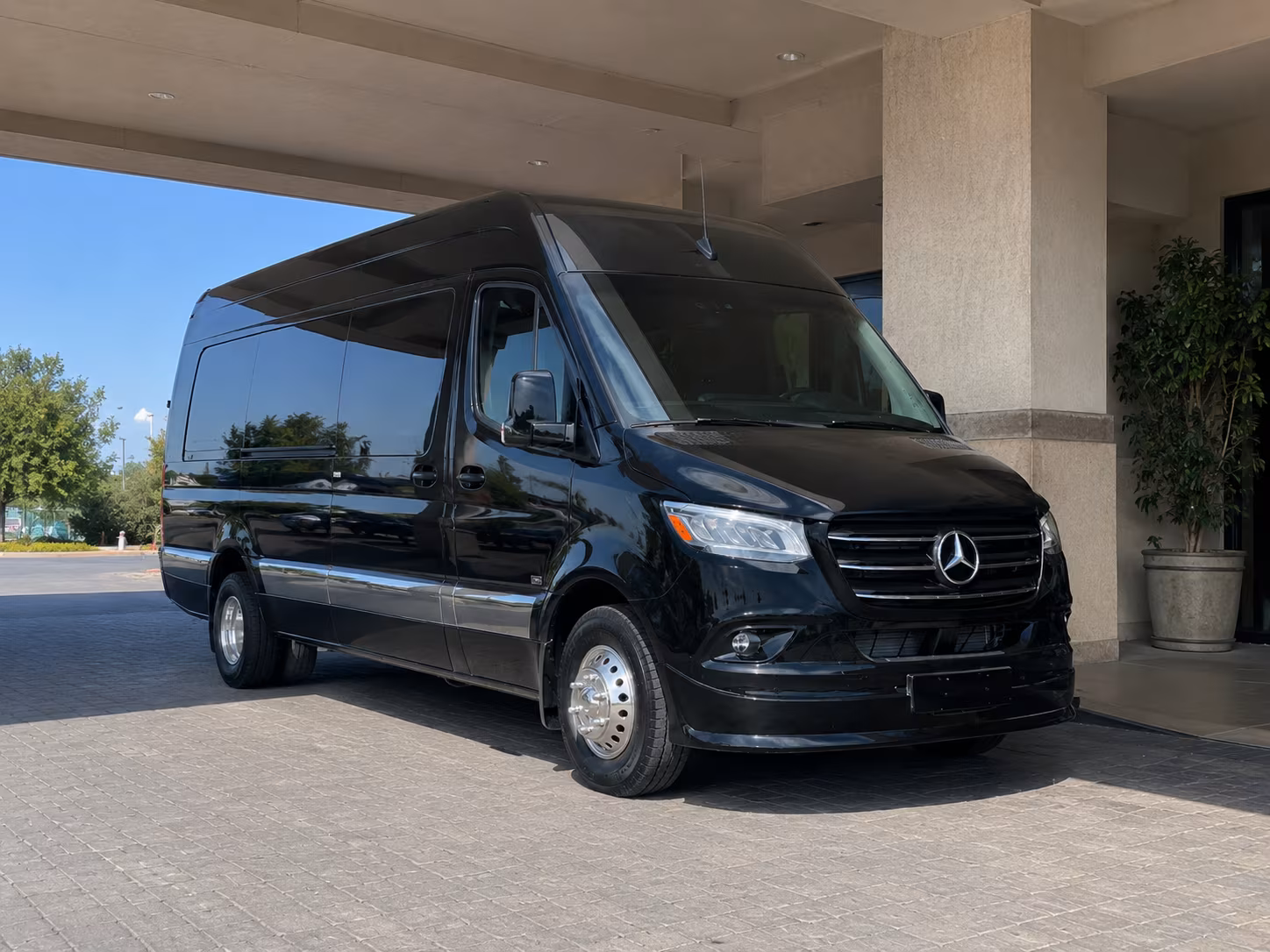 find and book transportation for your next bachelor or bachelorette party 5