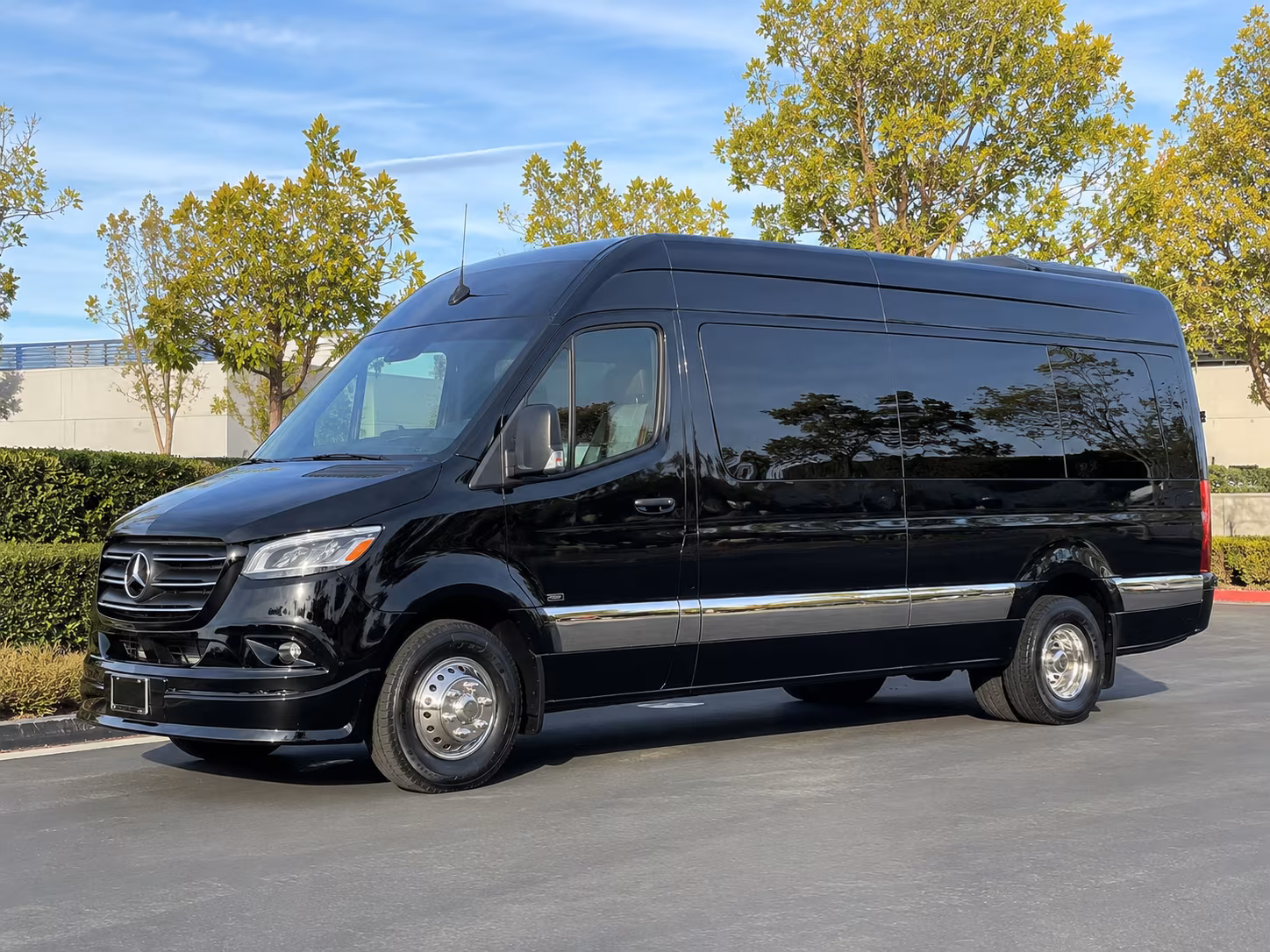 find and book transportation for your next concert or music festival 1