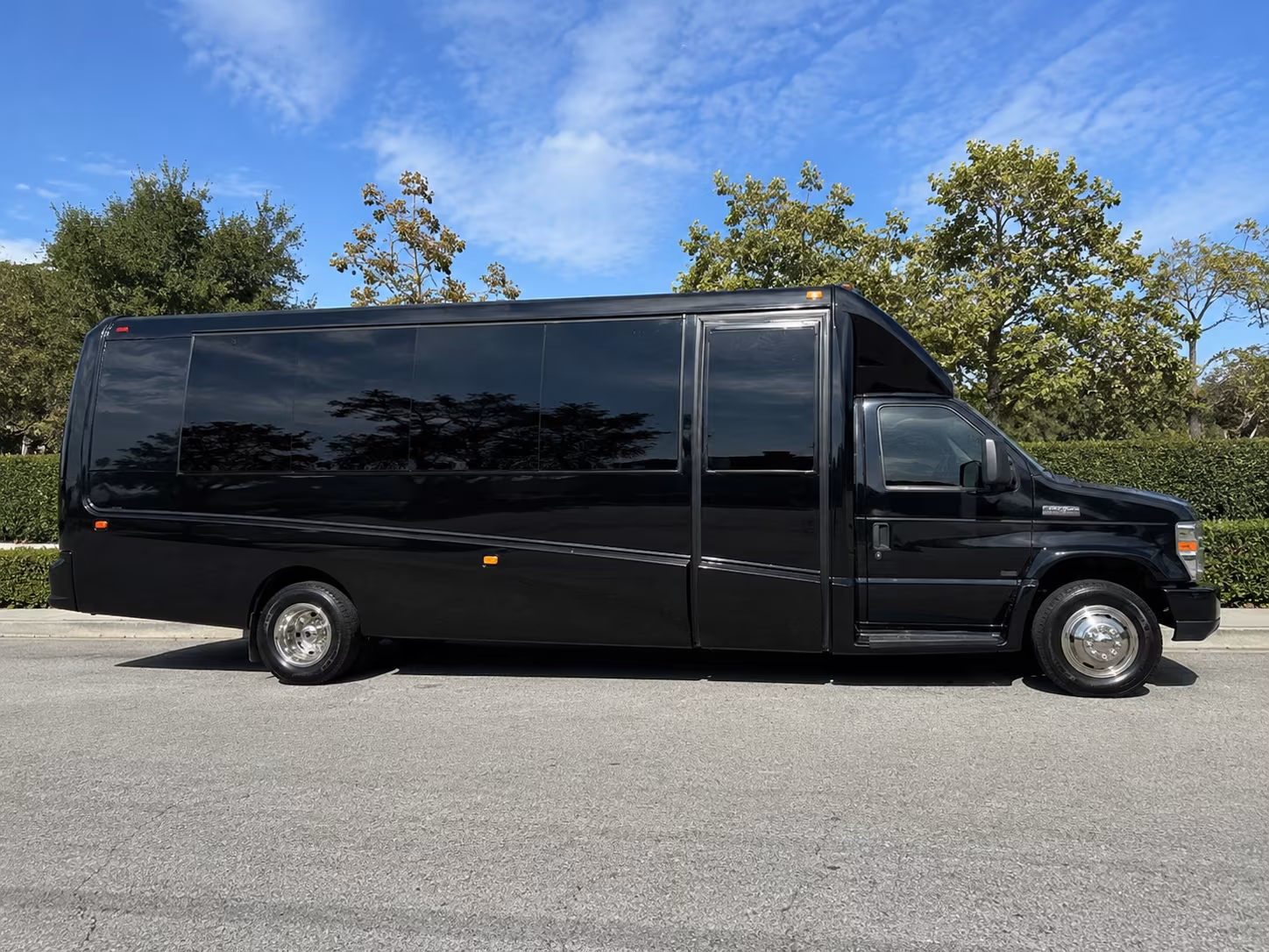find and book transportation for your next private event 1