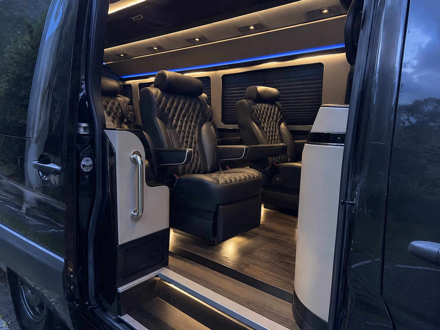 find and book transportation for your next sporting event 3