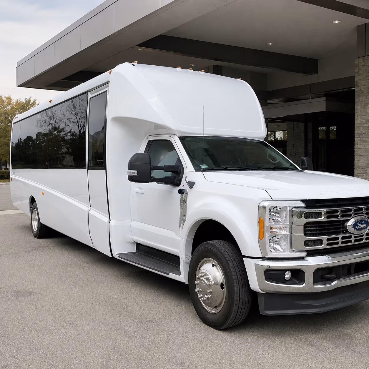 minibus rentals for santa fe area private school prom groups