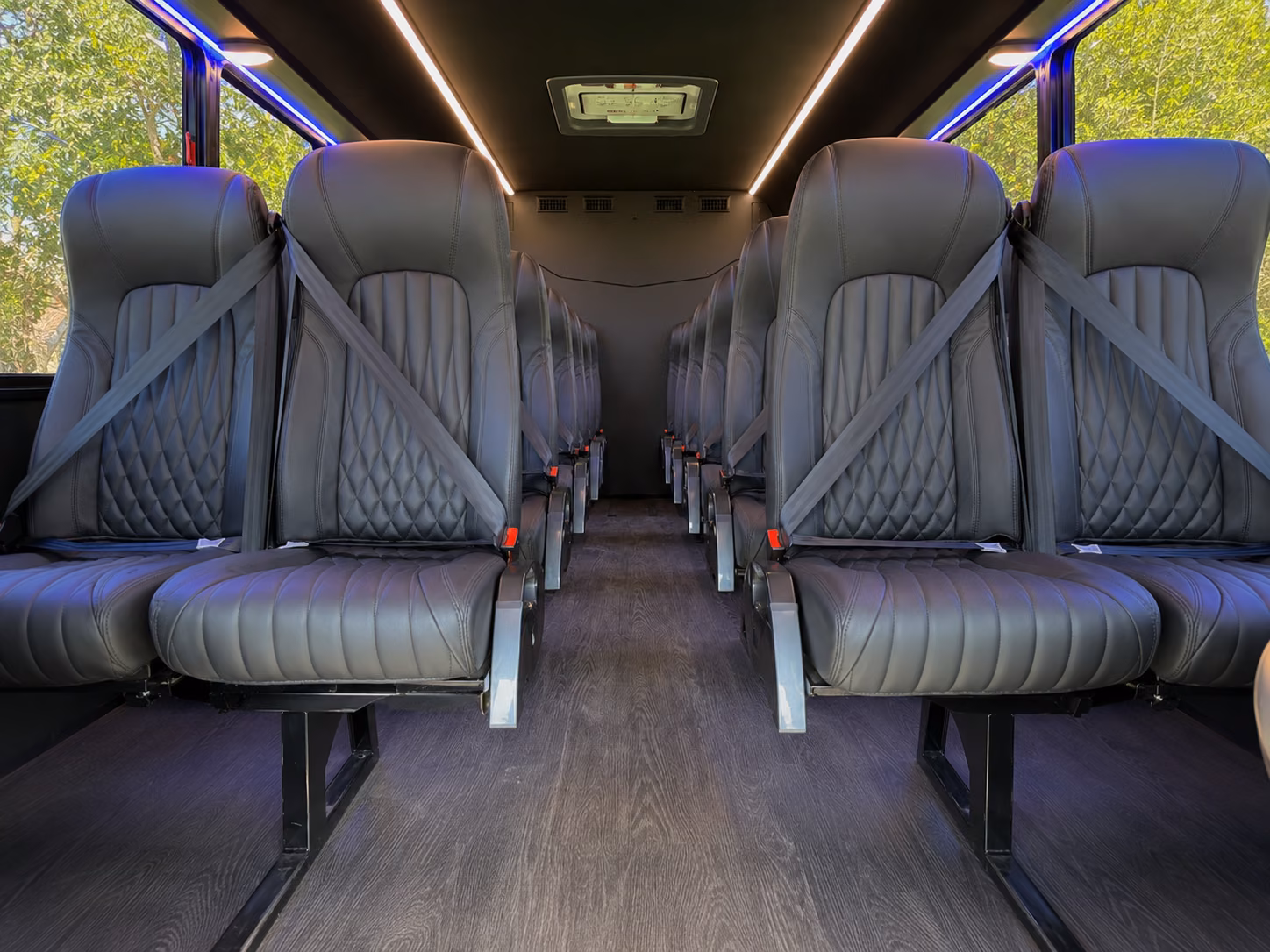 minibus rentals for santa fe bridal party transportation