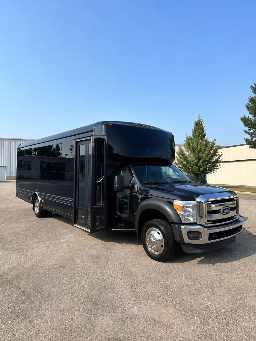 party buses for wine tours along the turquoise trail and east mountain wineries