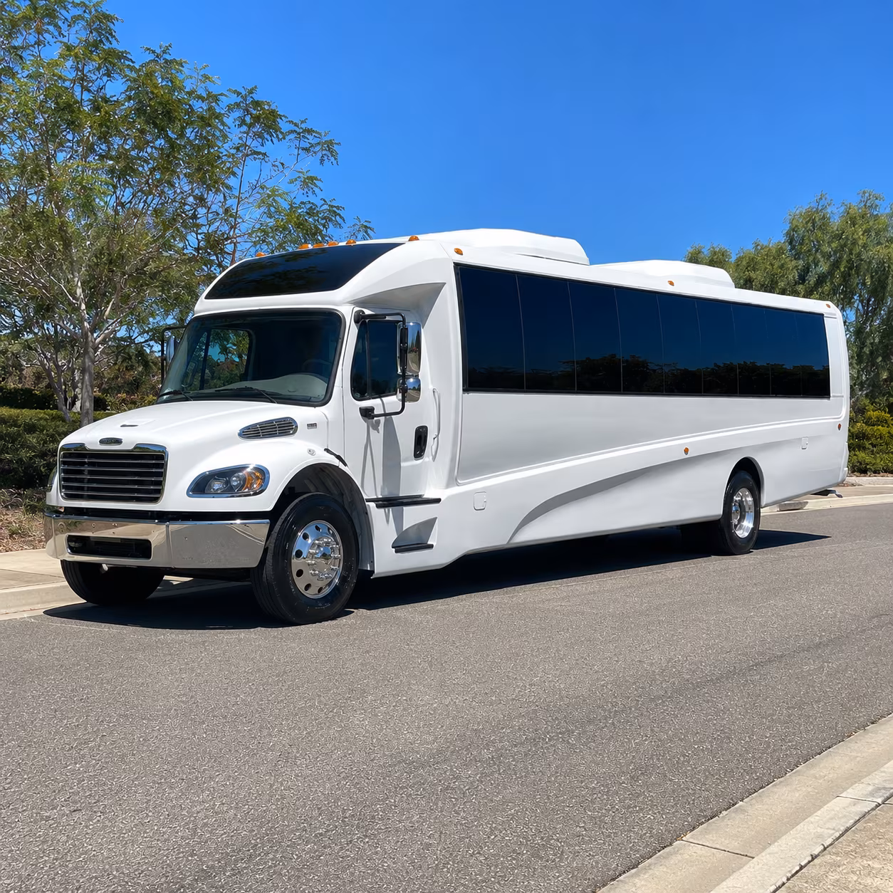 santa fe 30 passenger minibus