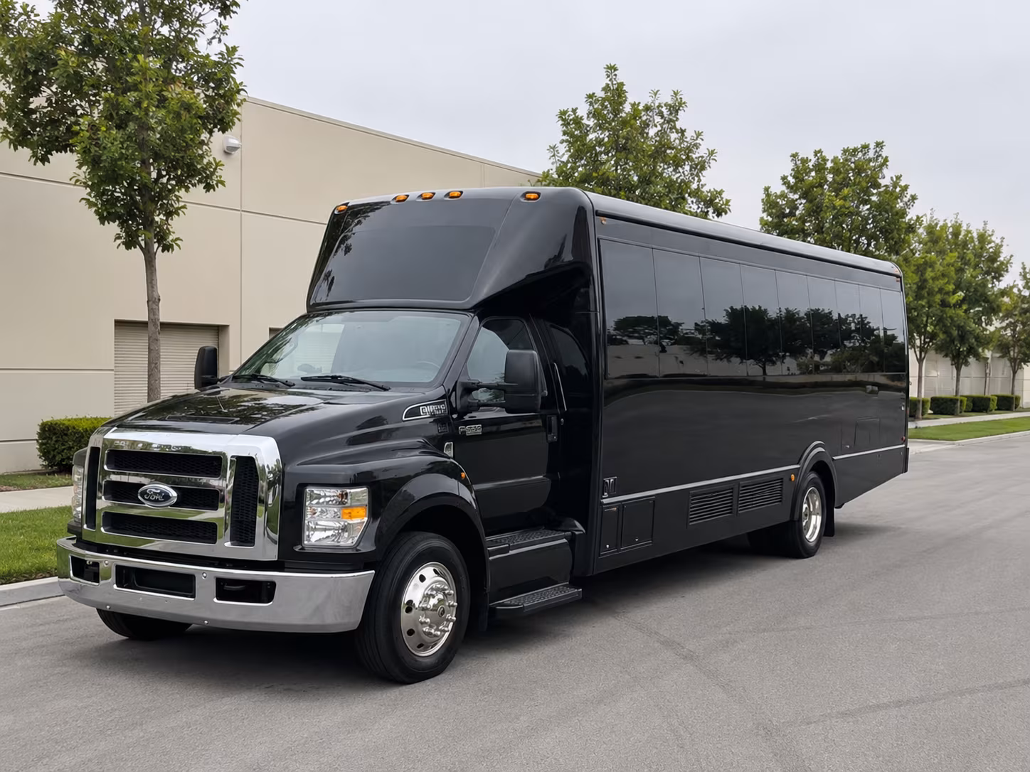 santa fe concert party bus rental